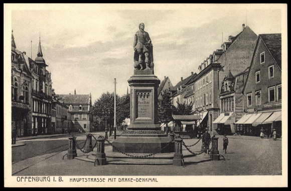 Памятник Фрэнсису Дрейку с картофелем (к сожалению, не сохранился до наших дней)