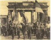 Демонстрация в Берлине 17 июня 1953 г. Демонстрация в Берлине 17 июня 1953 г.