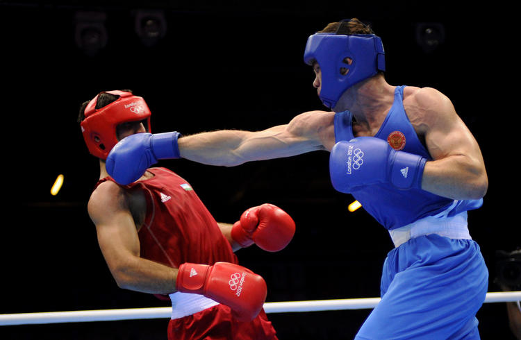 По сей день боксёрские олимпийские турниры проводятся по любительским правилам (поэтому, например, боксёры в шлемах)