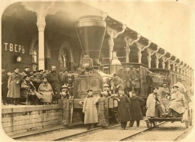 13 ноября в 1851 году была введена в эксплуатацию Николаевская железная дорога