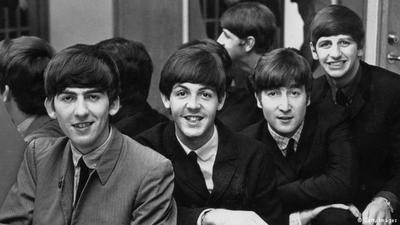 "The Beatles" 