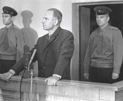 В 1963 году в Москве начался судебный процесс над Олегом Пеньковским и Гревиллом Винном