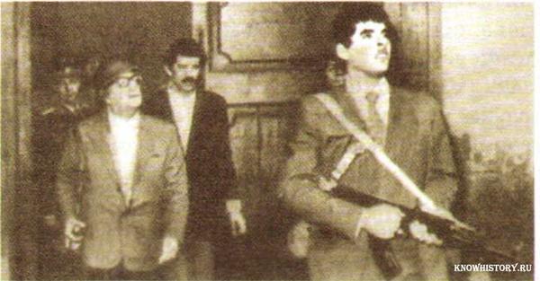 С. Альенде (слева). Ла-Монеда. 11 сентября 1973 г.