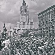 В 1957 году в СССР состоялся шестой Всемирный фестиваль молодежи и студентов