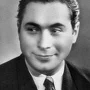 В 1919 году родился советский актёр Ефим Березин