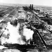 14 апреля в 1993 году пожар фактически уничтожил завод двигателей Камского автомобильного завода