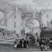 В 1830 году открылось регулярное железнодорожное сообщение между английскими городами Ливерпуль и Манчестер